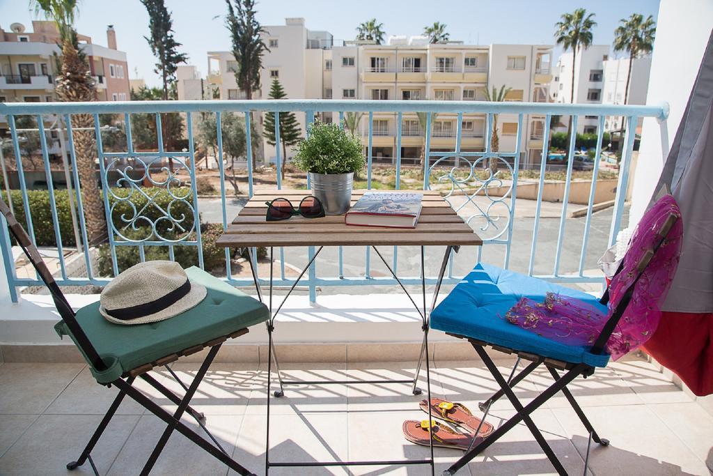 Paphos Love Hut Apartment Exterior foto