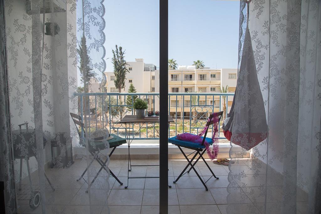Paphos Love Hut Apartment Exterior foto